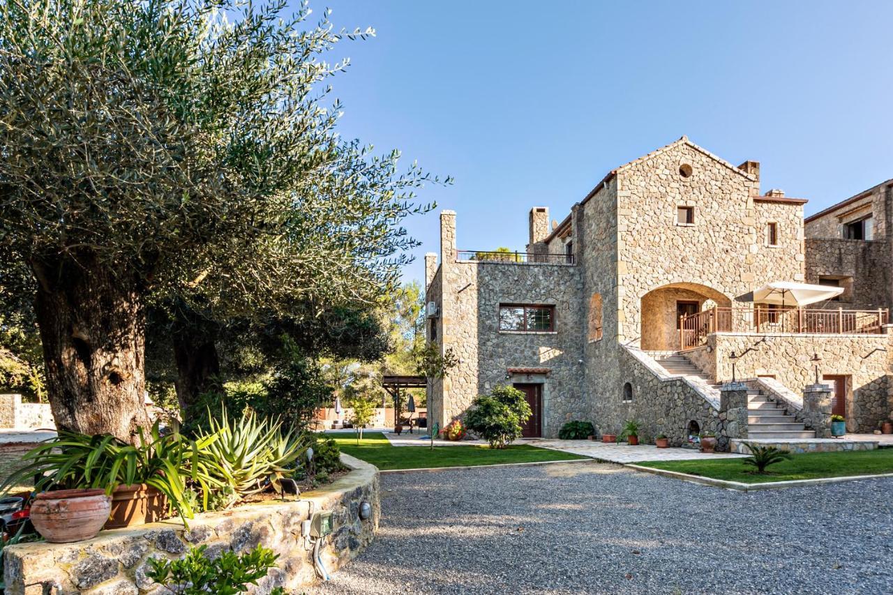 Filia Stone Villa Gouvia Exteriér fotografie