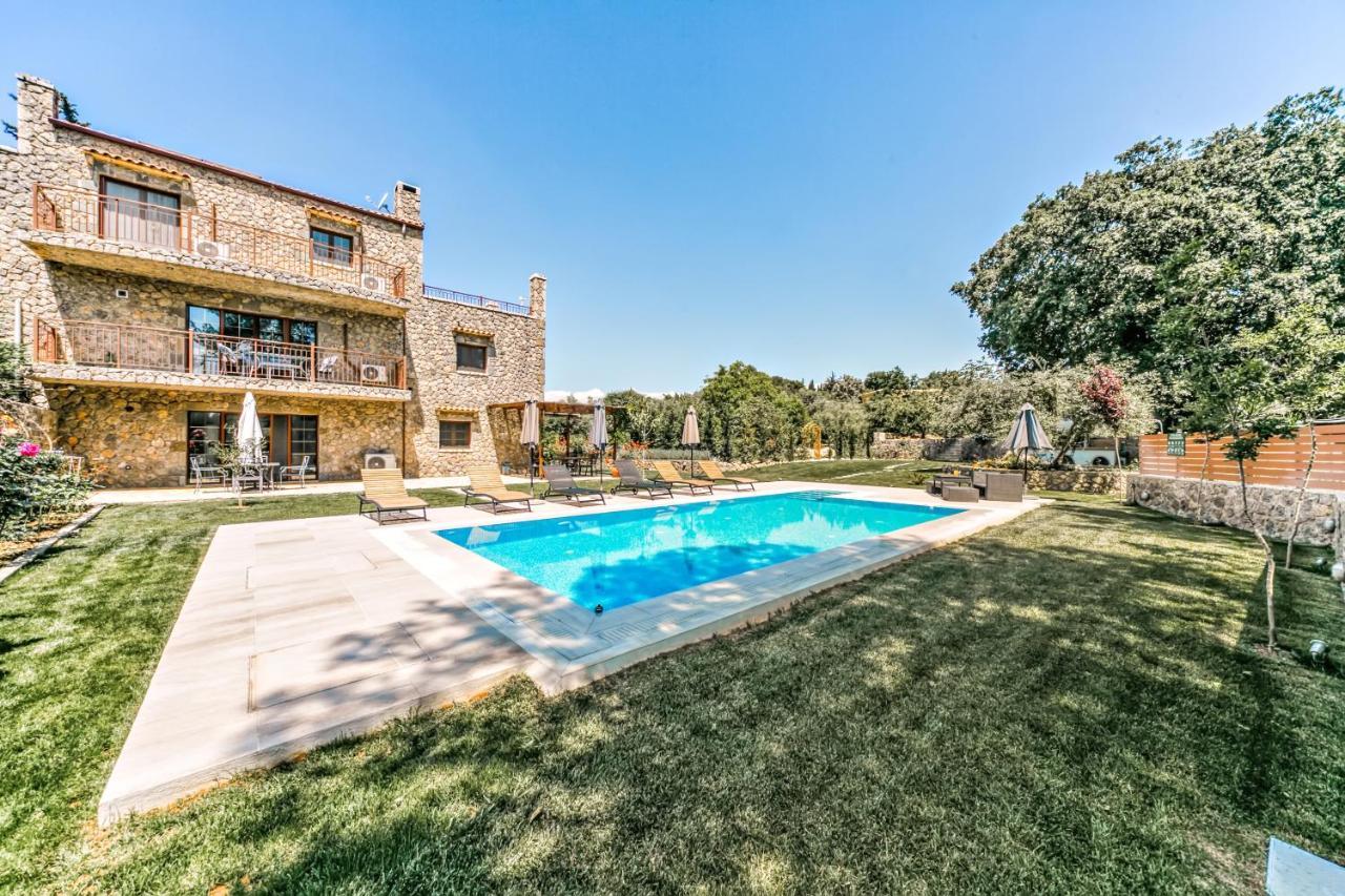 Filia Stone Villa Gouvia Exteriér fotografie