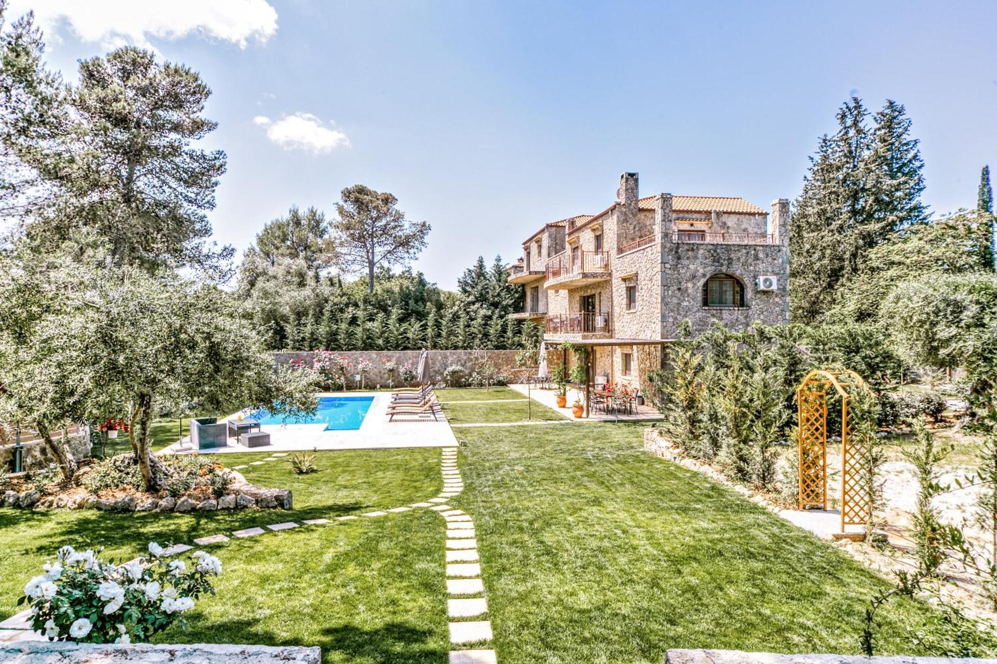 Filia Stone Villa Gouvia Exteriér fotografie